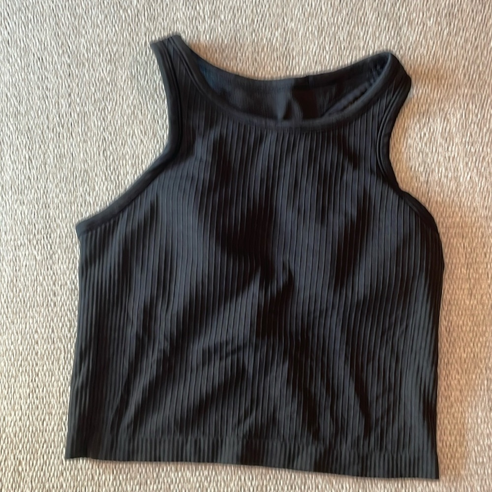 Ebb to Street Cropped Racerback Tank Top
Light Support, B/C Cup